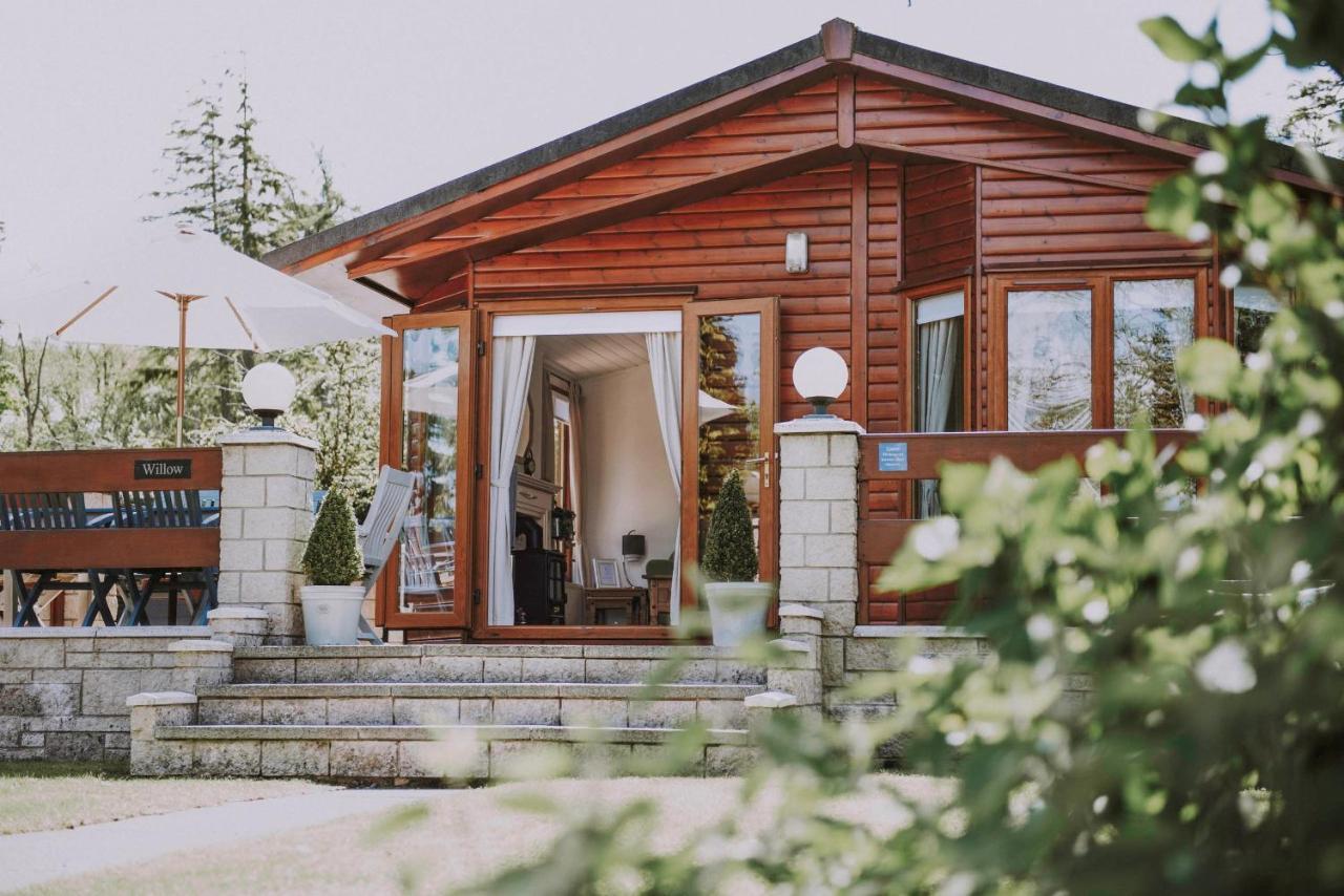 Chalet Walled Garden Loch Lomond
